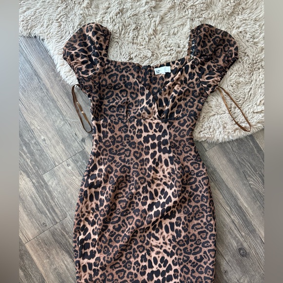 Revolve by the way leopard mini dress - Picture 4 of 5